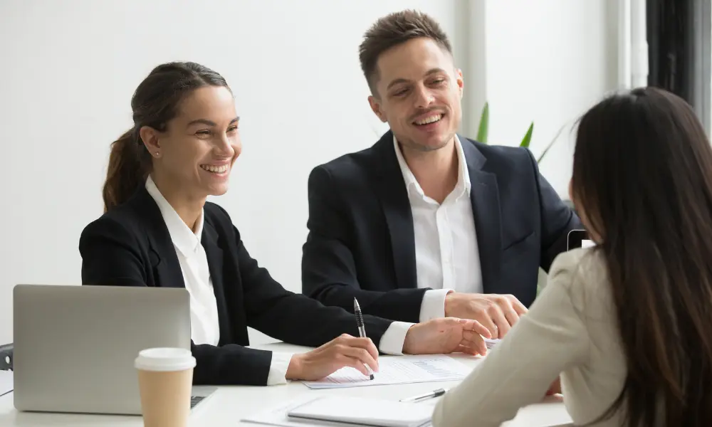 menjelaskan layanan cv raja jasa